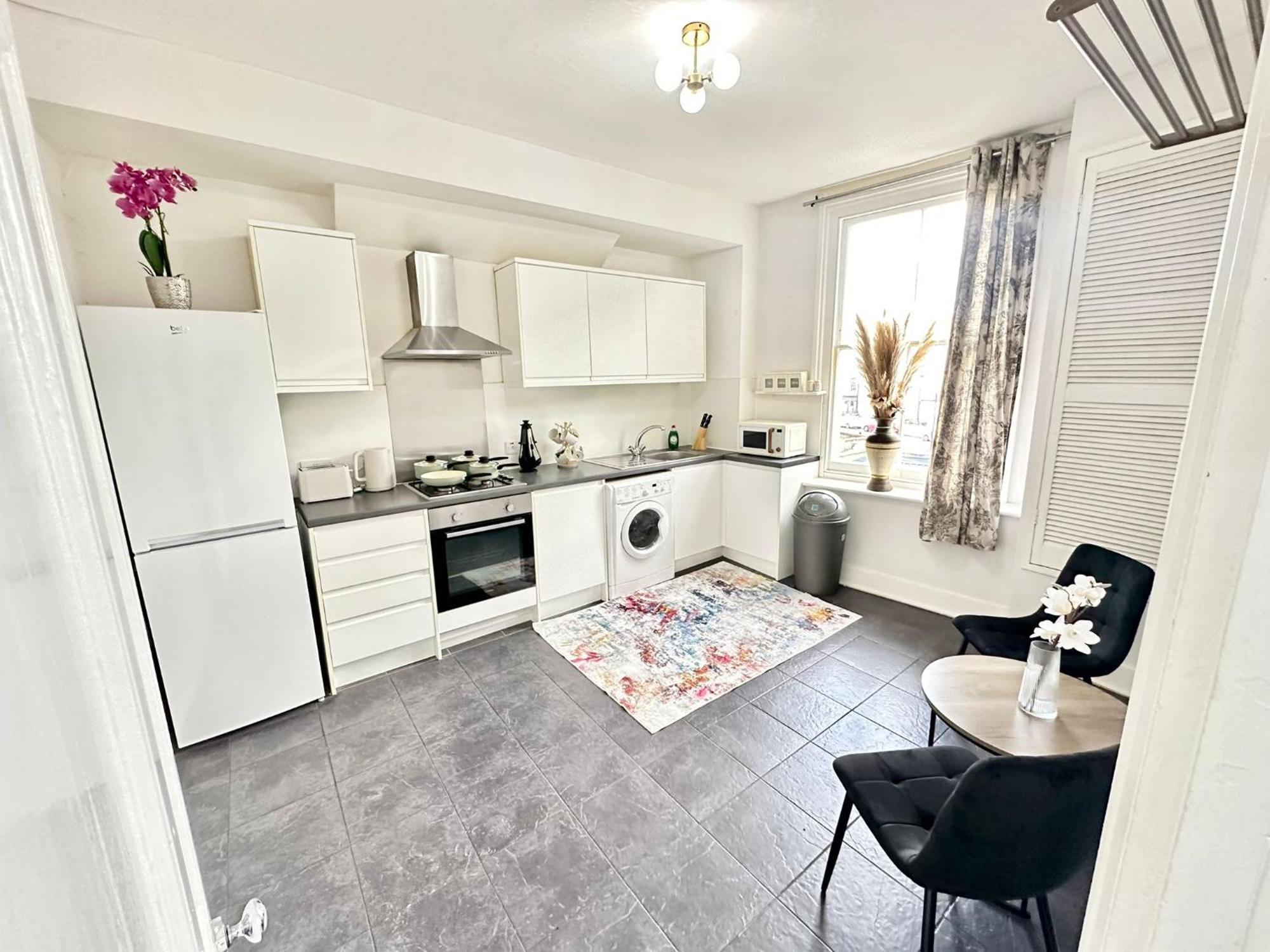 Central Two Bedroom * Londra