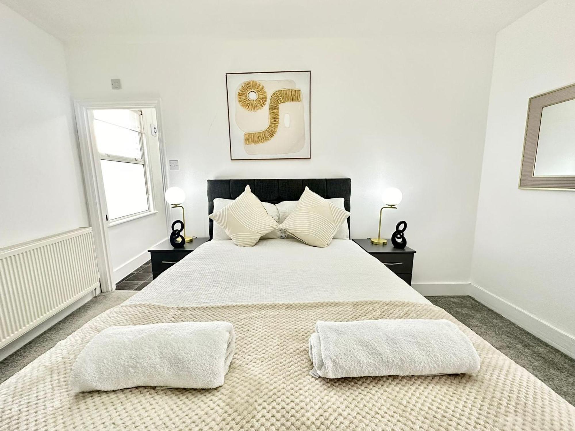 Central Two Bedroom Appartamento Londra