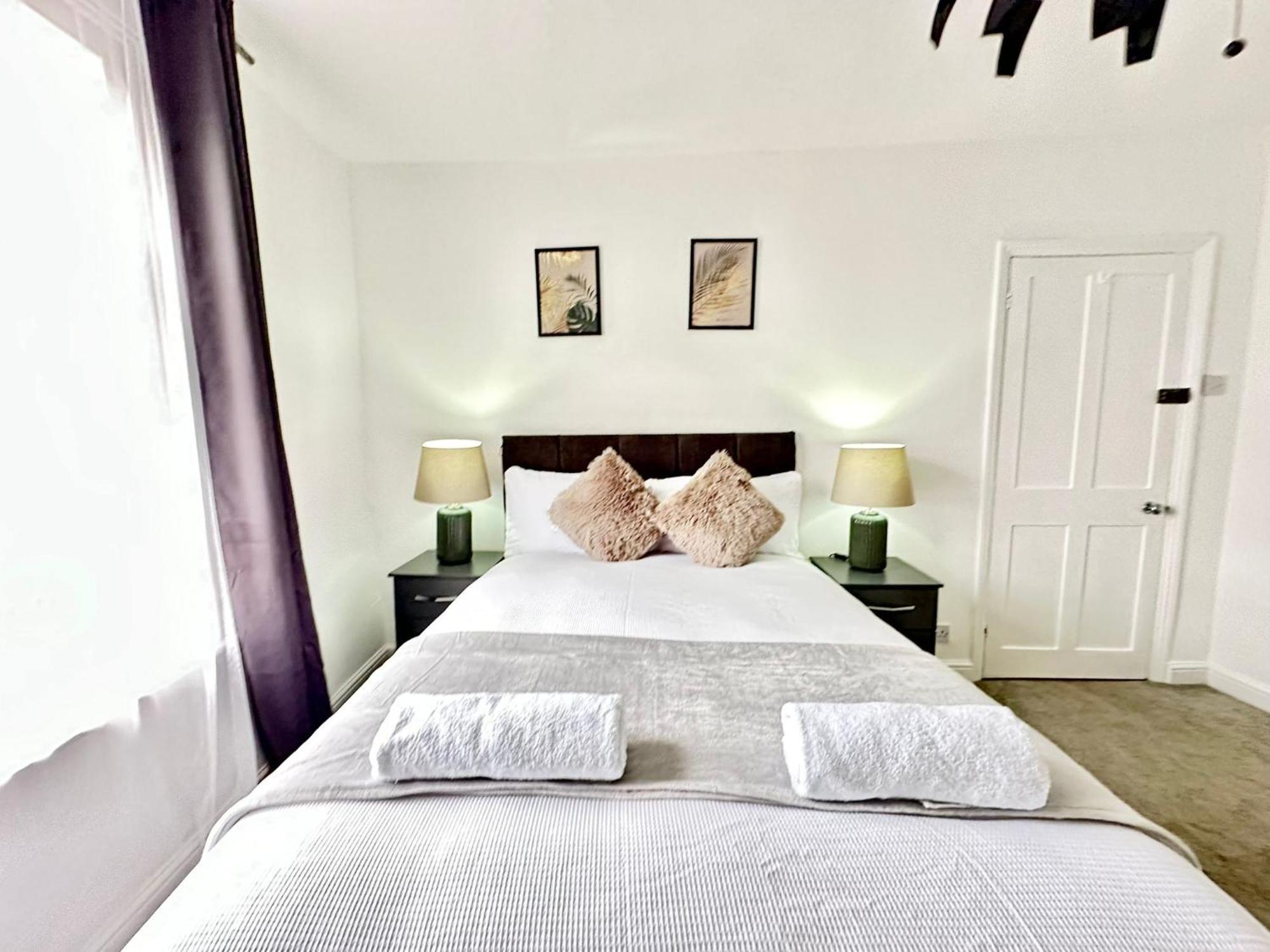 Central Two Bedroom Londra