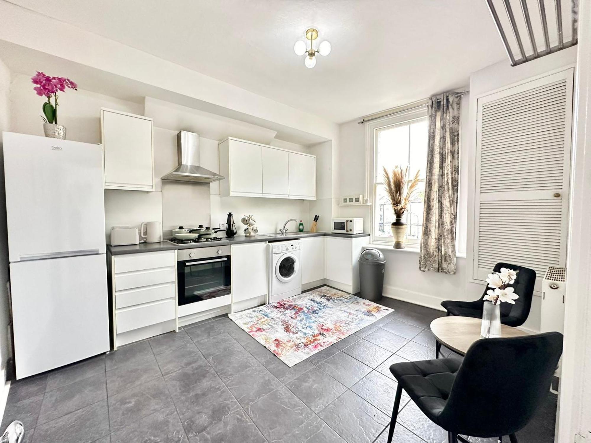Central Two Bedroom * Londra
