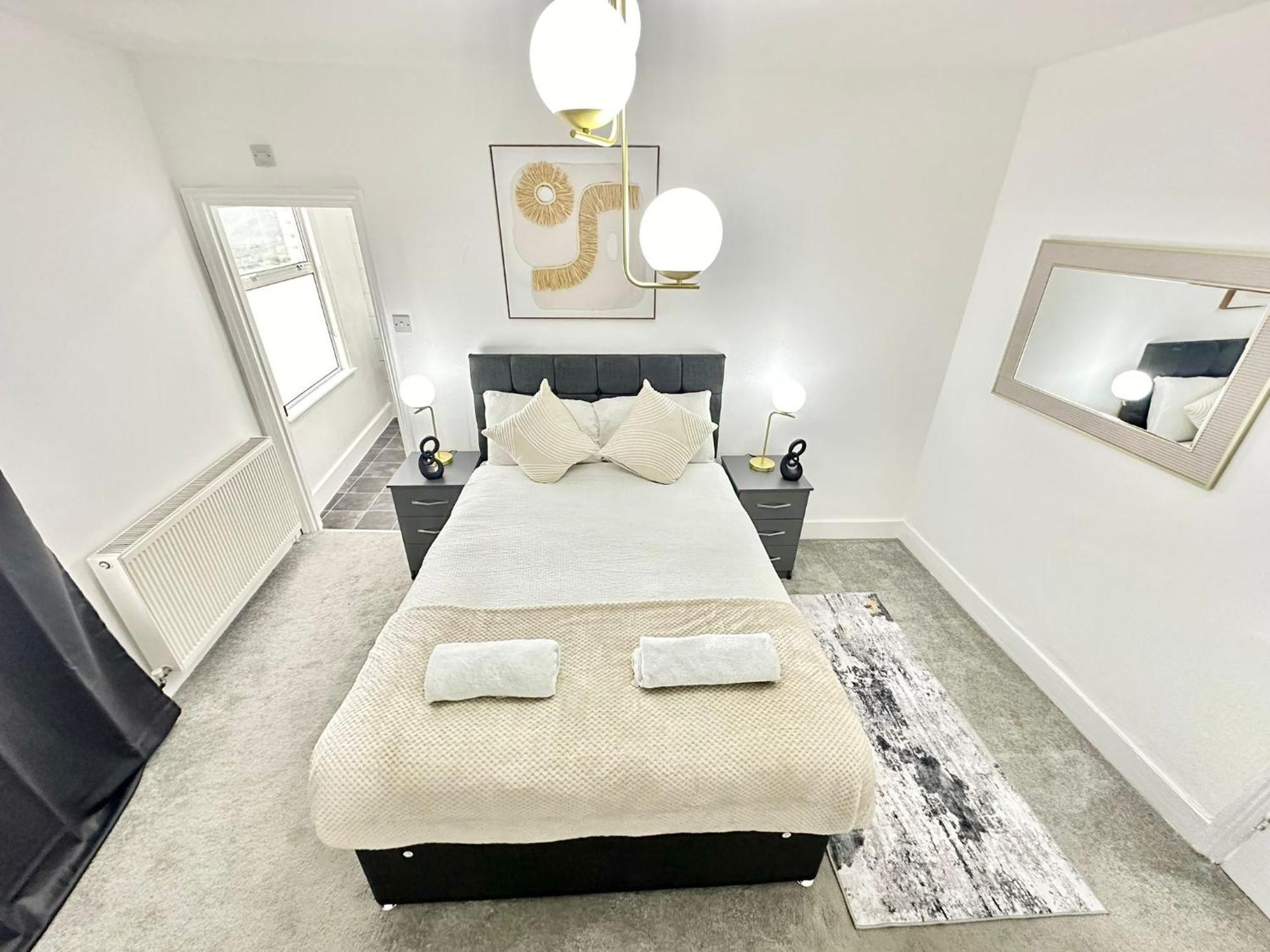 Central Two Bedroom Appartamento *