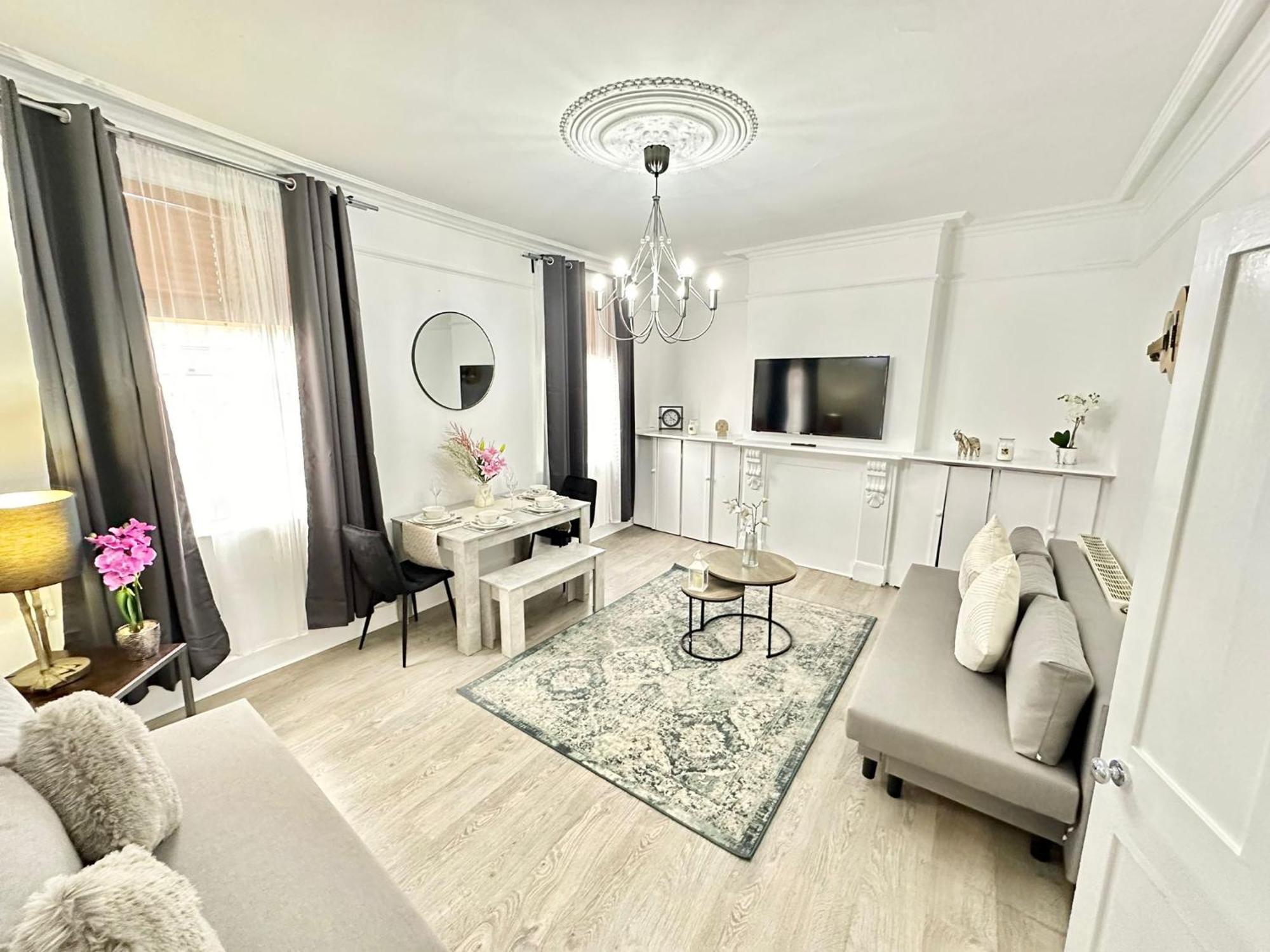 Central Two Bedroom Londra